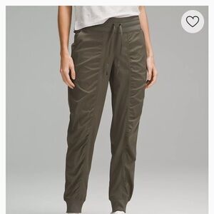 Lululemon Studio Mid-Rise Jogger Full Length